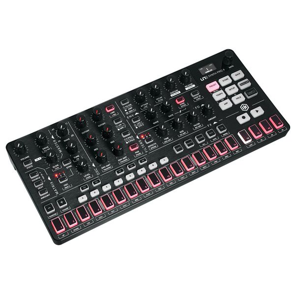 IK Multimedia UNO Synth Pro X