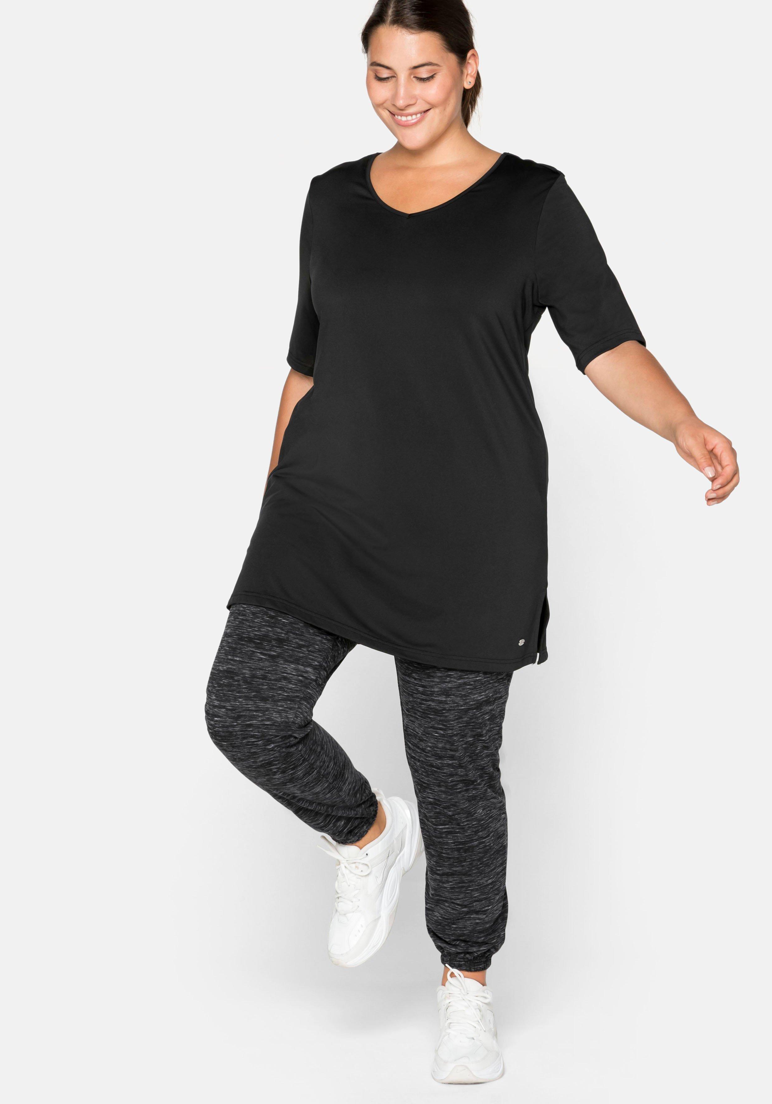 Funktionsshirt in Longform, mit Cut-out im Rücken