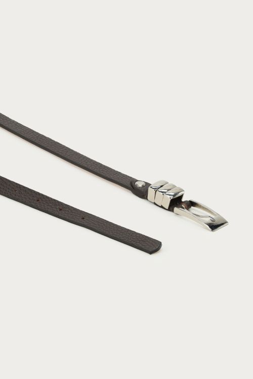 Klein zwarte leren riem
