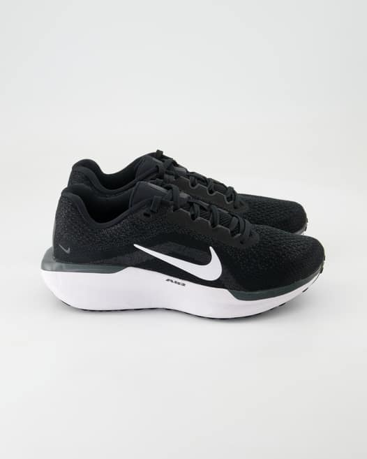 Nike WM NS Nike Air Winflo Sneaker in Schwarz