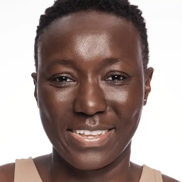 Invisible Cover Foundation 095N