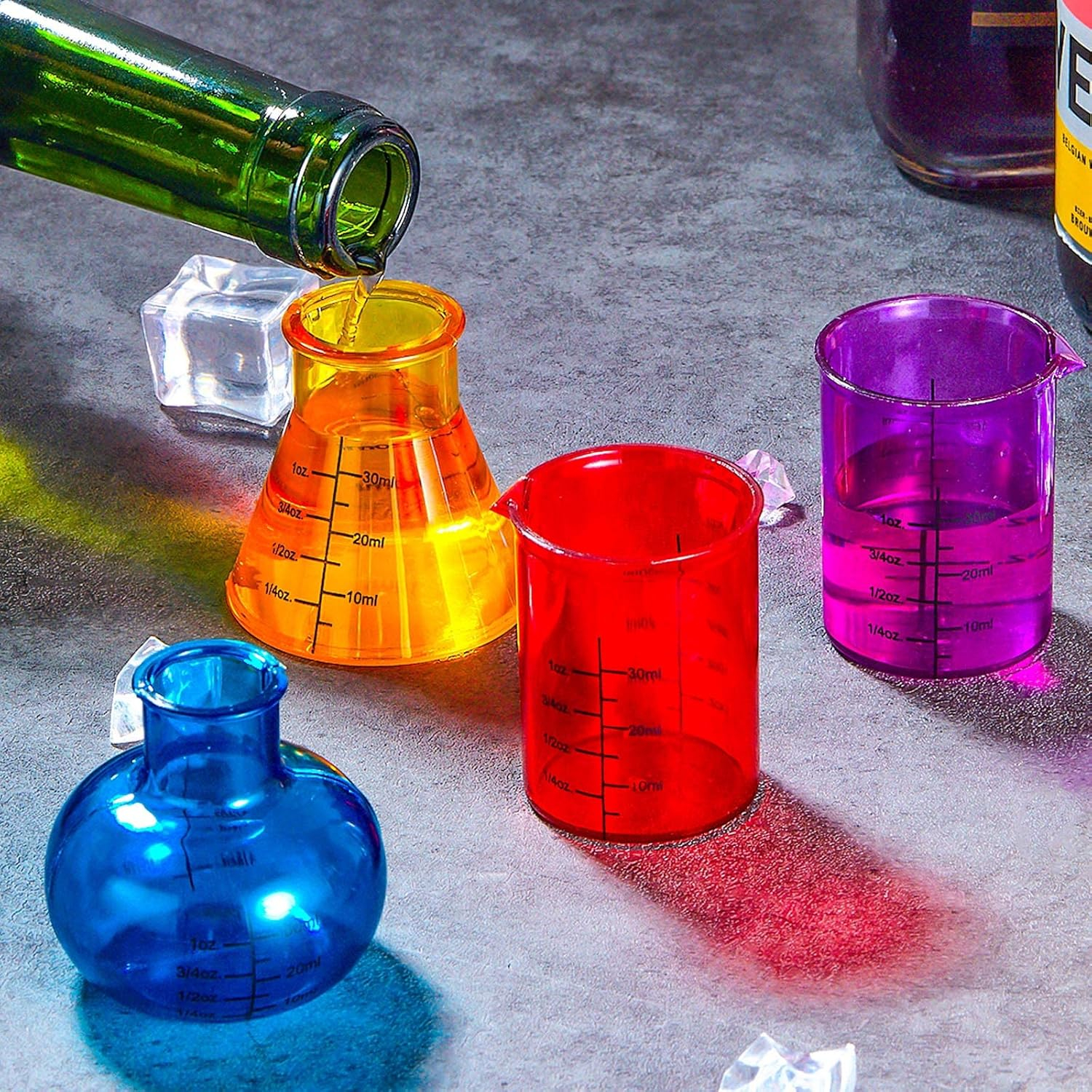 (8-tlg. Set) 5cm Mini Chemie Schnaps Becher Labor Party Deko Shot Glas inkl. Pipetten - Bunt