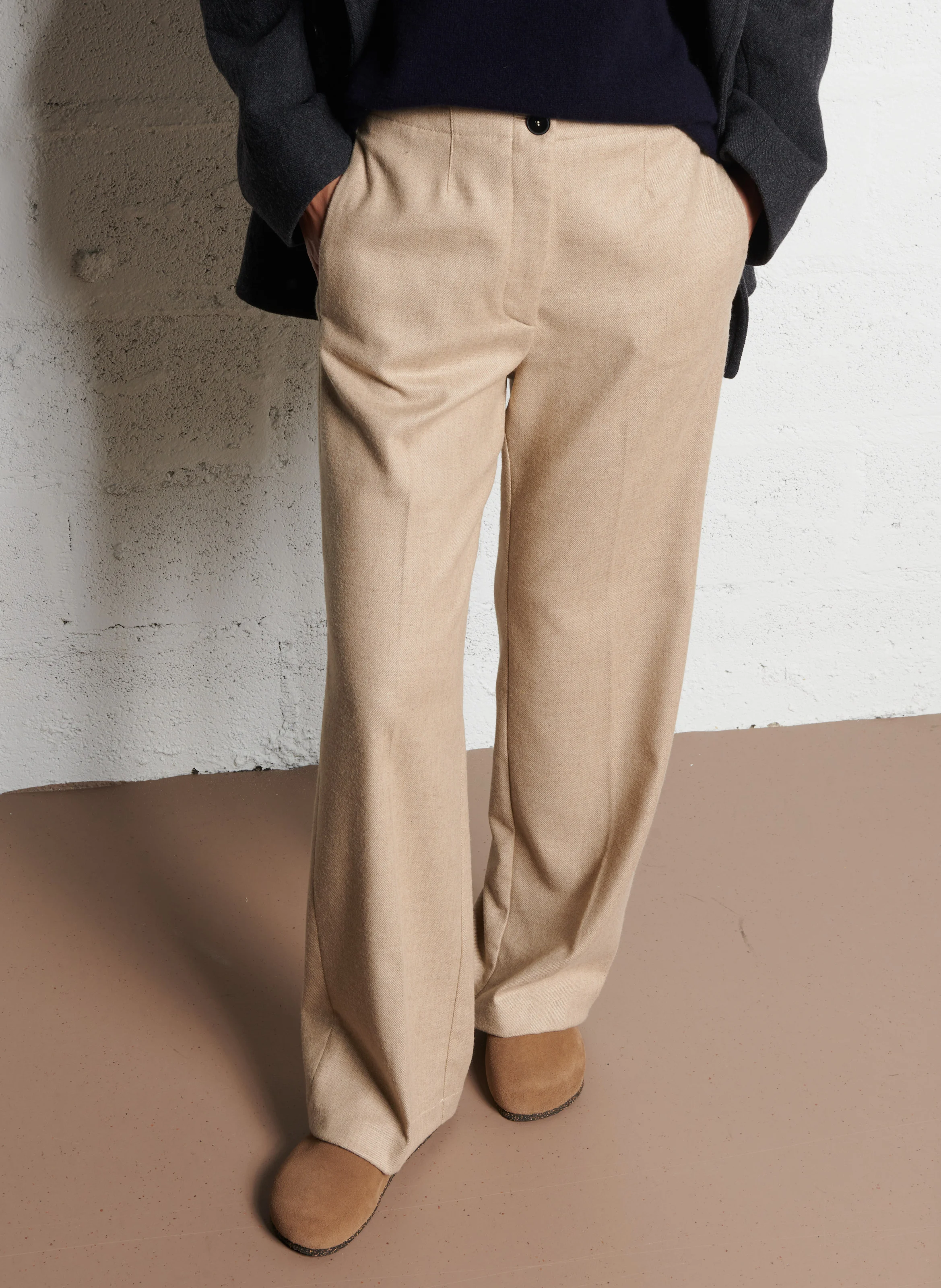 Pantalon droit en laine mélangée | Beige