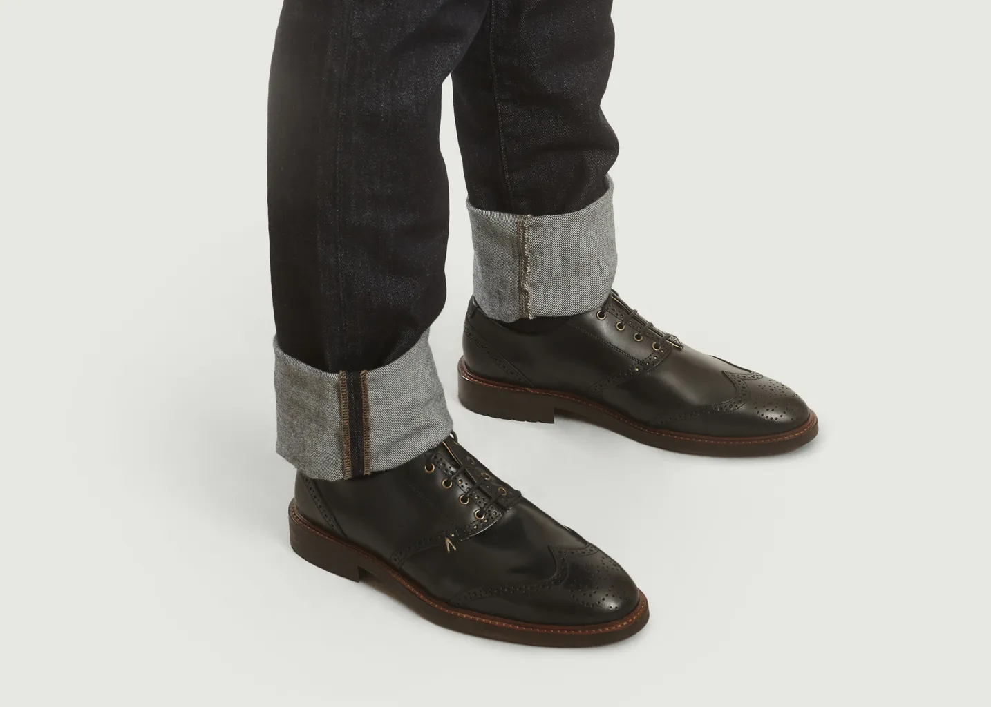 Derbies Louis M.Moustache