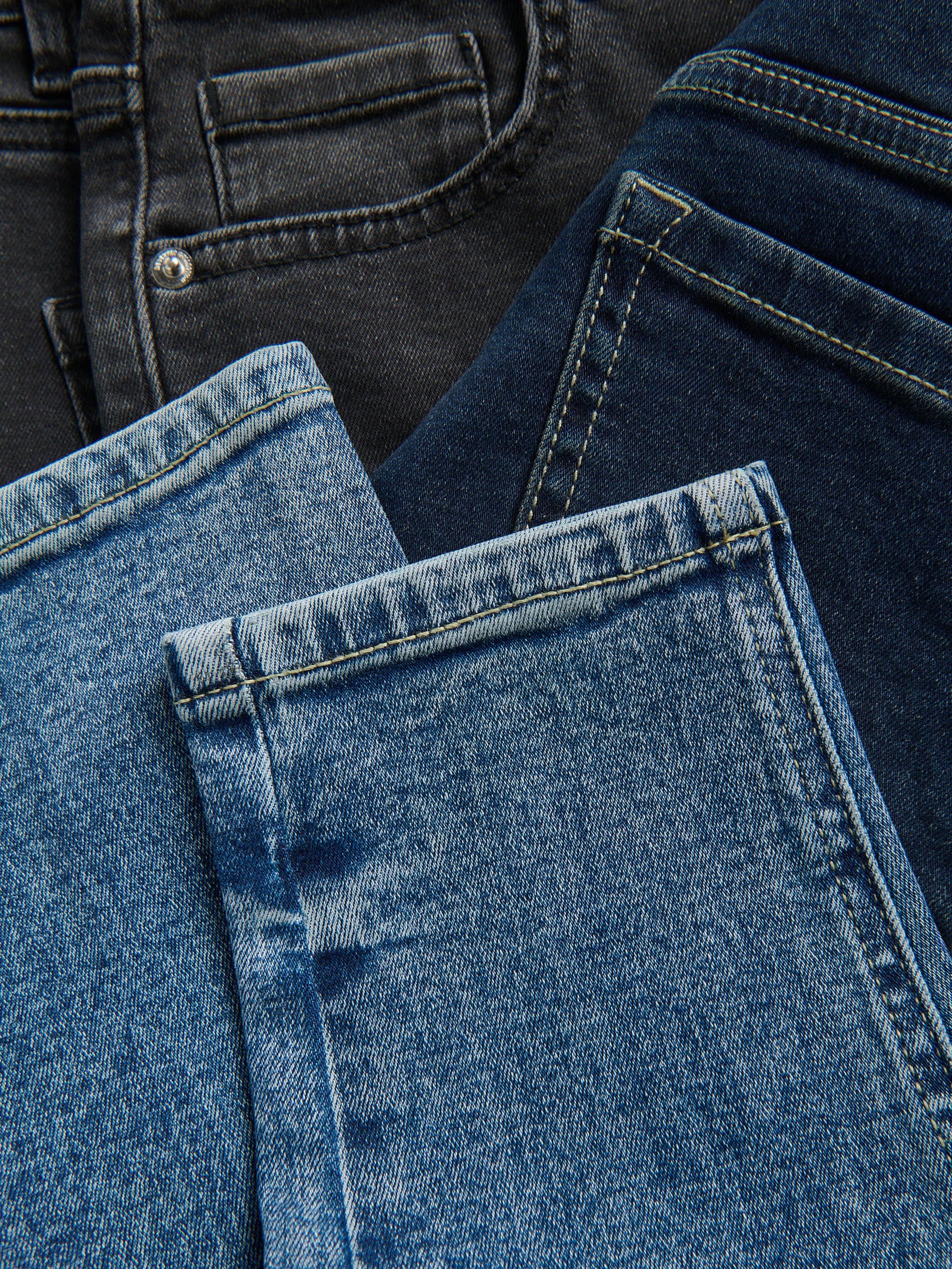 Slim Jeans mit verlängertem Bein