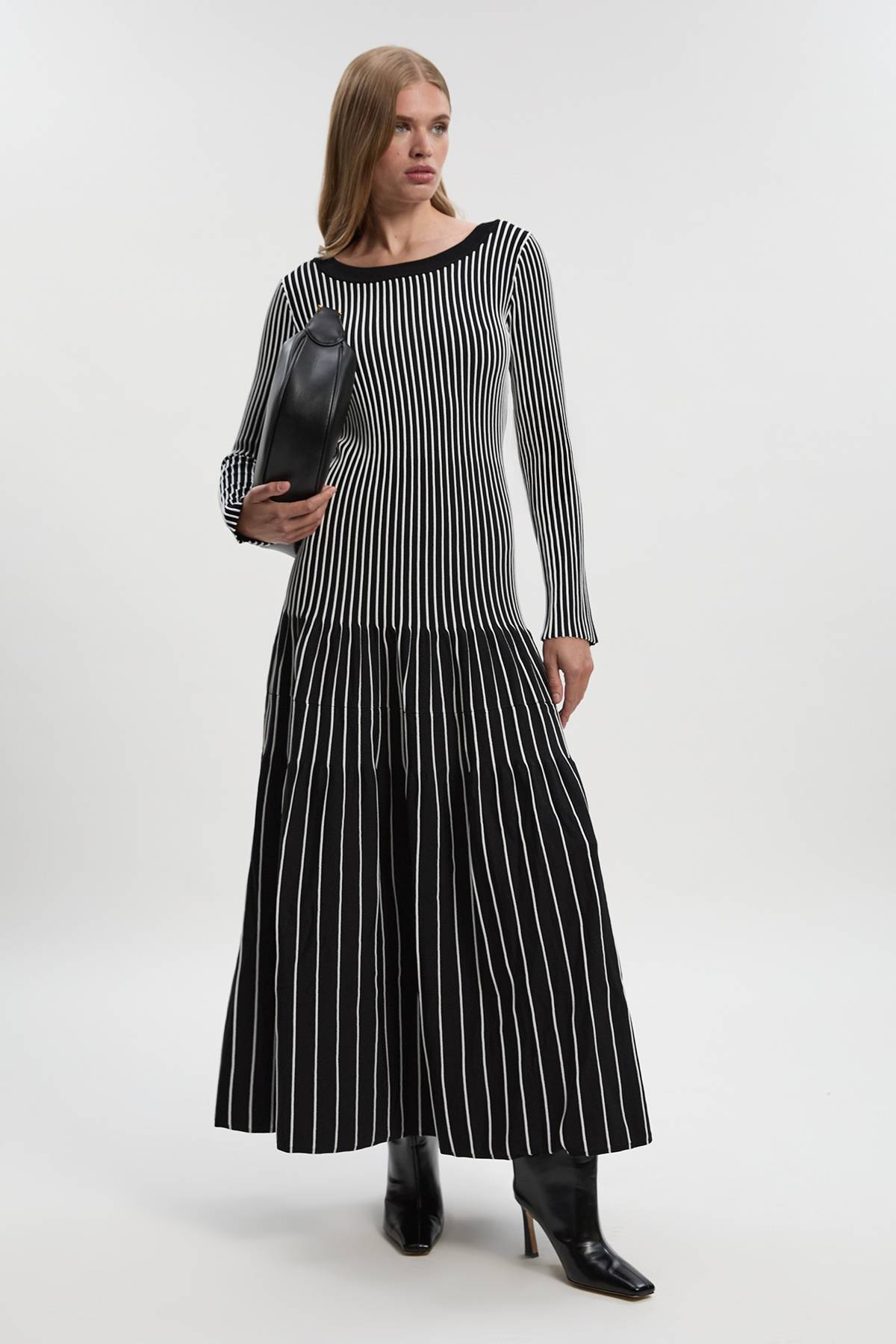 KarenMillen Robe Maxi Tricotée Rayée en Mélange de Viscose