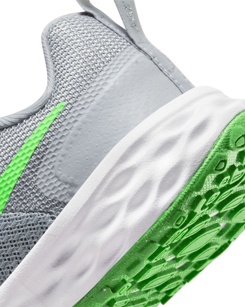 Chaussures Nike Revolution 6 Gris & Vert pour enfant