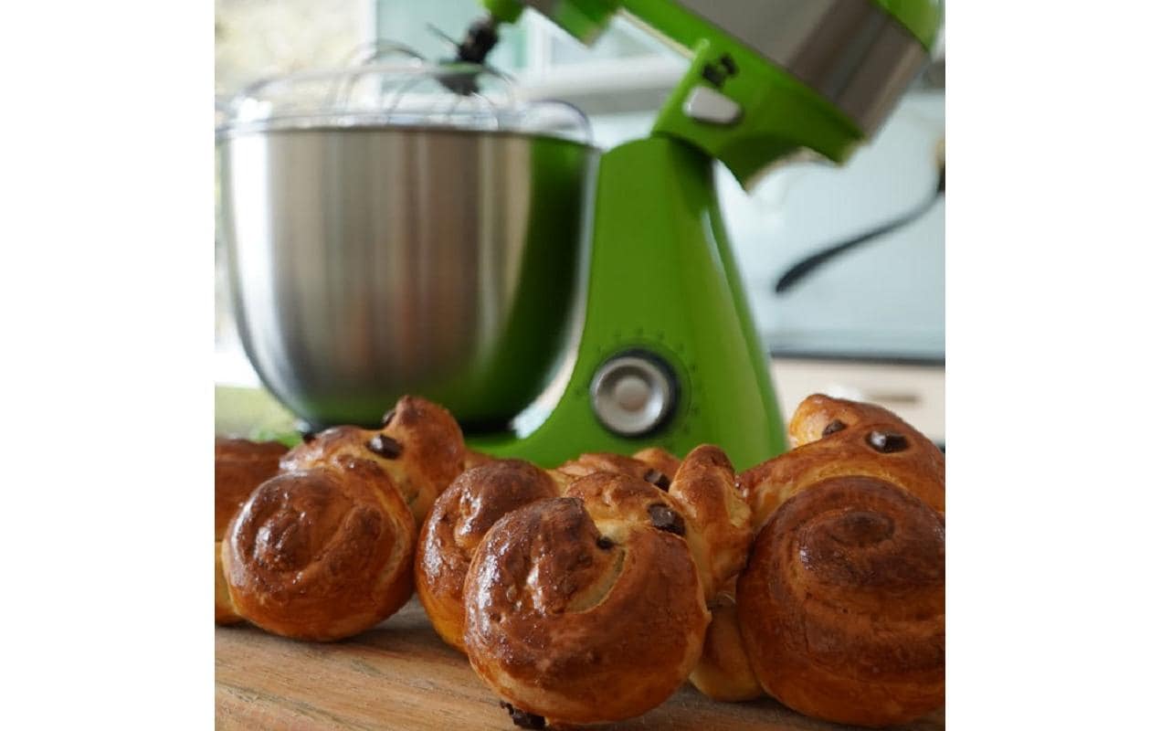 Küchenmaschine U445CH2 Grün<br>Kraftvolle Küchenmaschine mit grosser Chromstahl-Schüssel