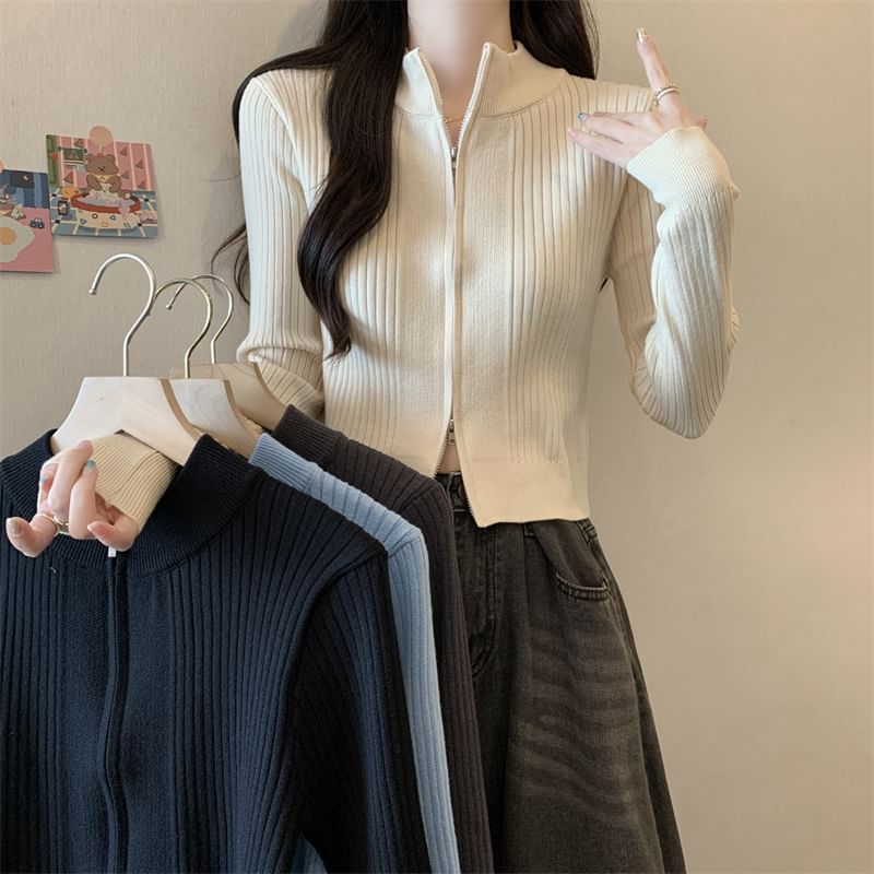 Shinsei - Lange mouwen, getailleerd, effen crop top met rits