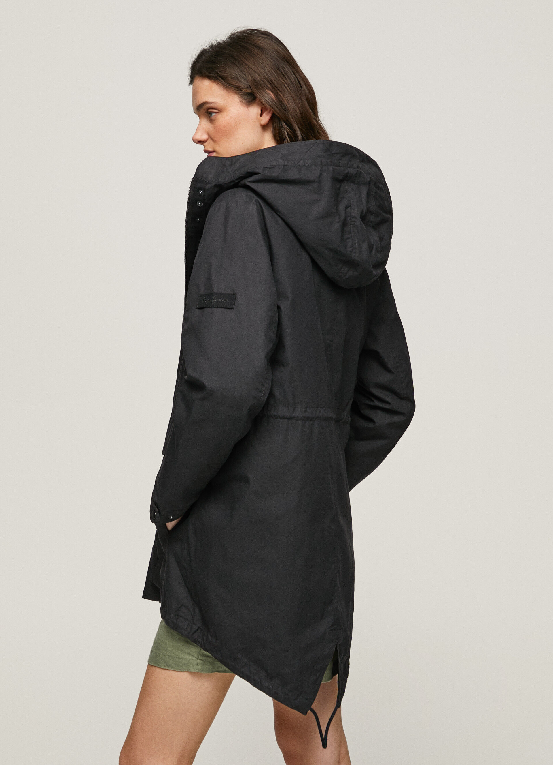 PARKA COM JAQUETA INTERNA - preta