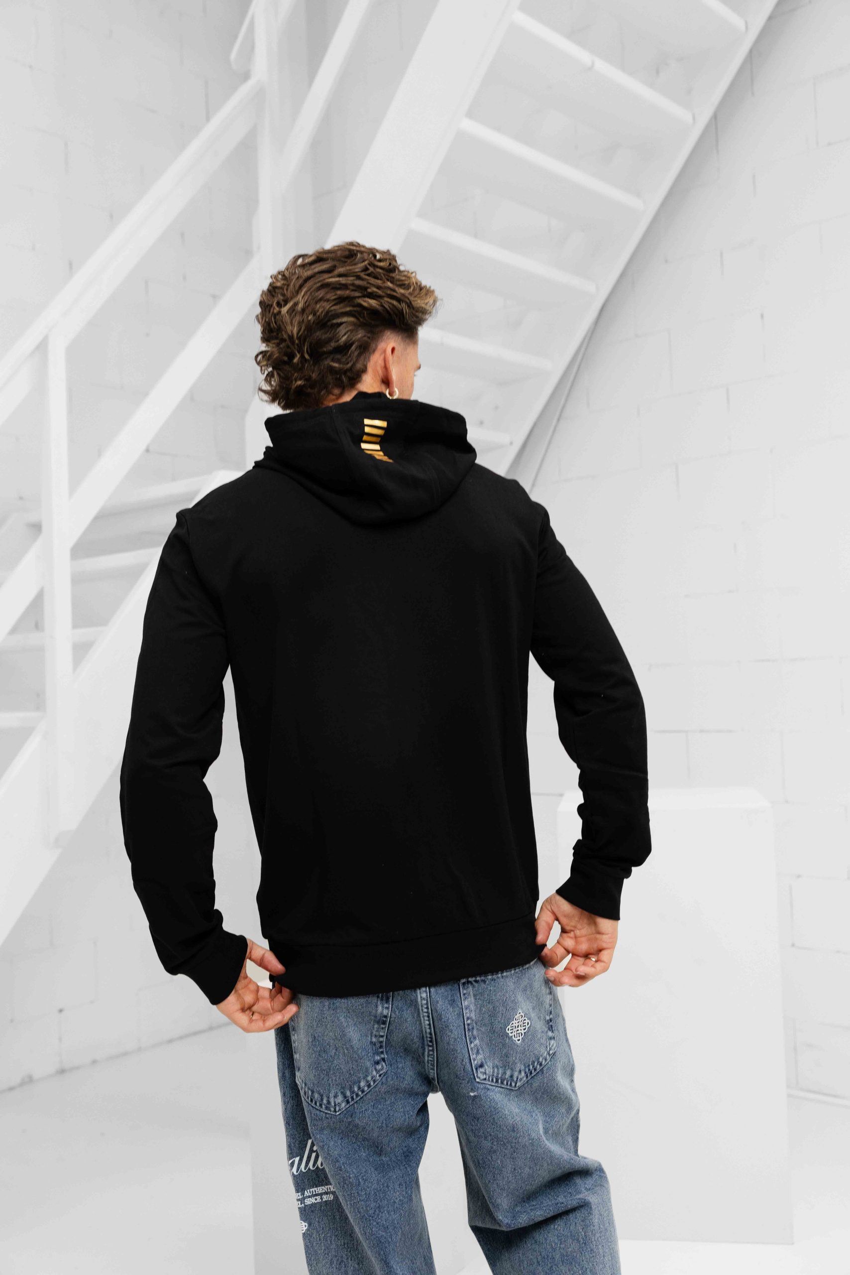 EA7 Emporio Armani 8NPM32 Hoodie Heren Zwart/Goud