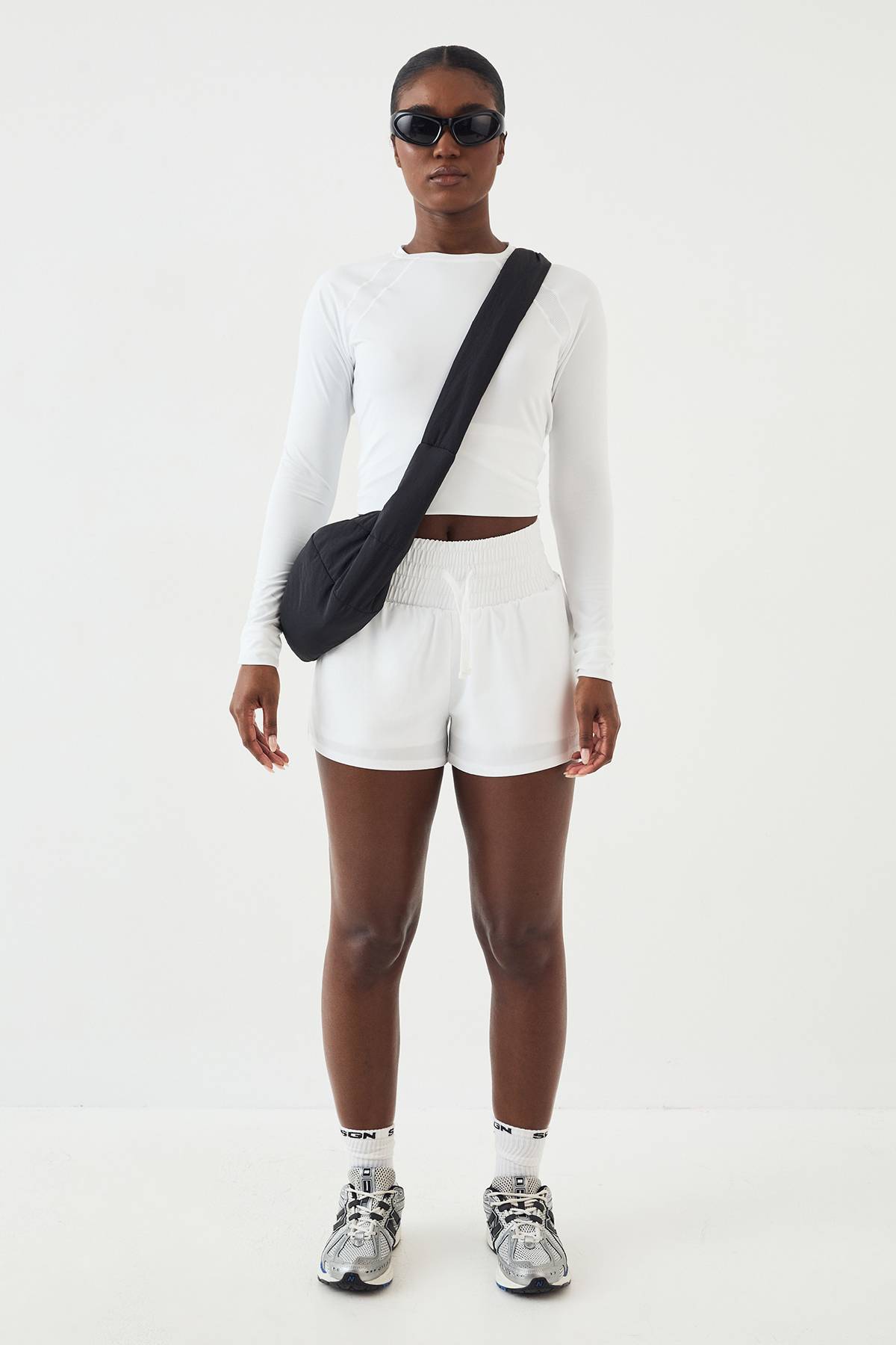 Short de Course DSGN Studio Taille Haute à Ceinture Profonde
