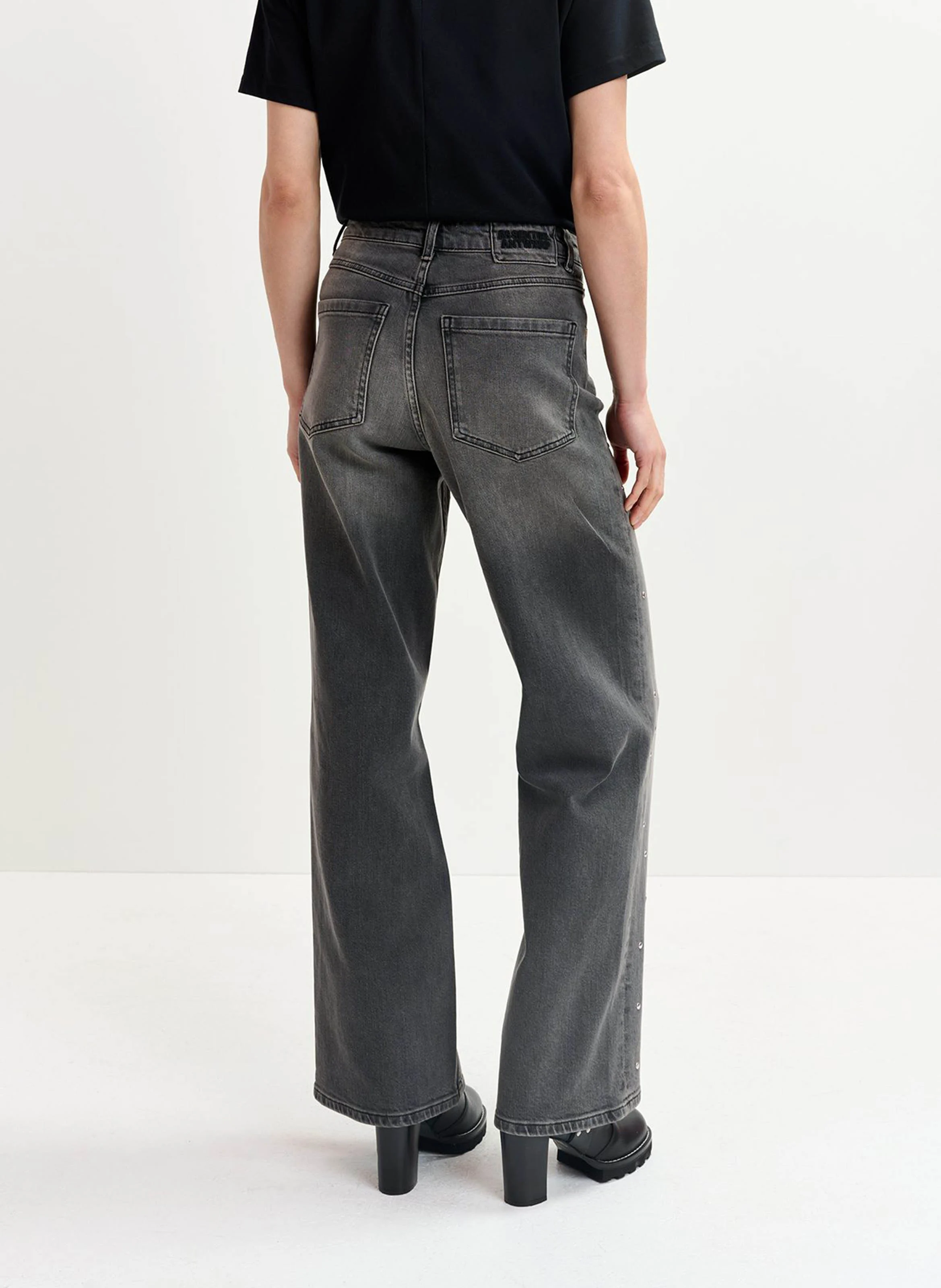 GARMENT - Jean droit orné d'œillets en coton mélangé | Gris