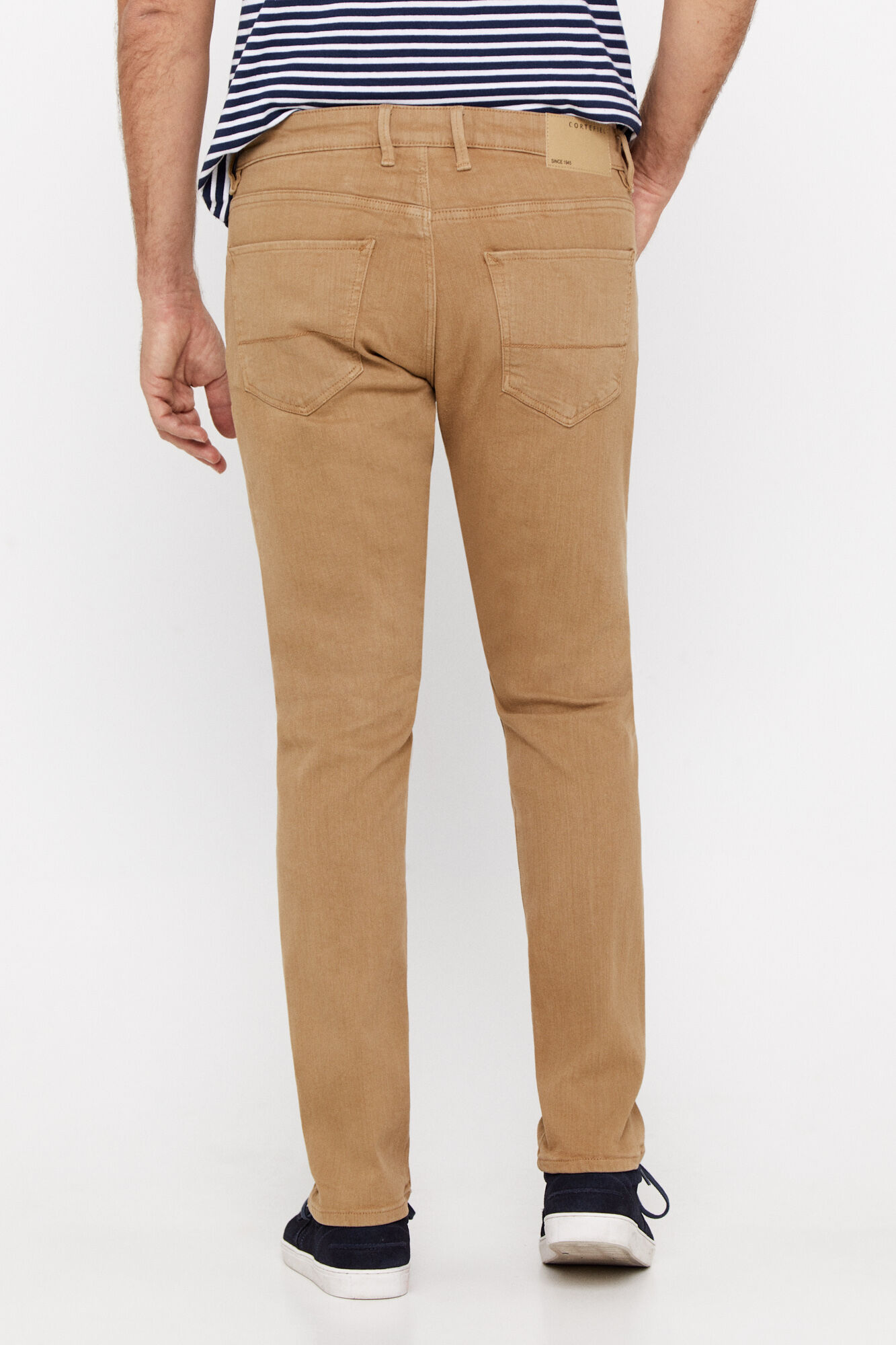 Pantalón color regular fit dinâmico - Bege