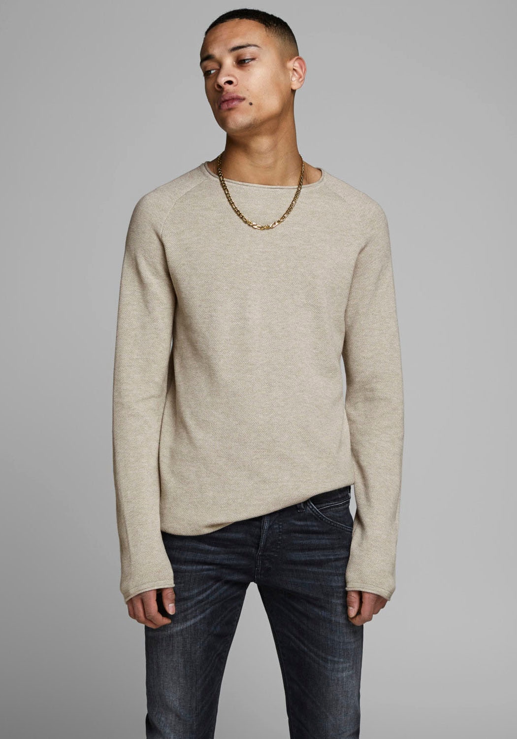 Jack & Jones Rundhalspullover »JJEHILL Einfarbiger Pullover mit angenehmem Tragegefühl«, unifarben, modisch, schmal, Baumwolle, Rundhals