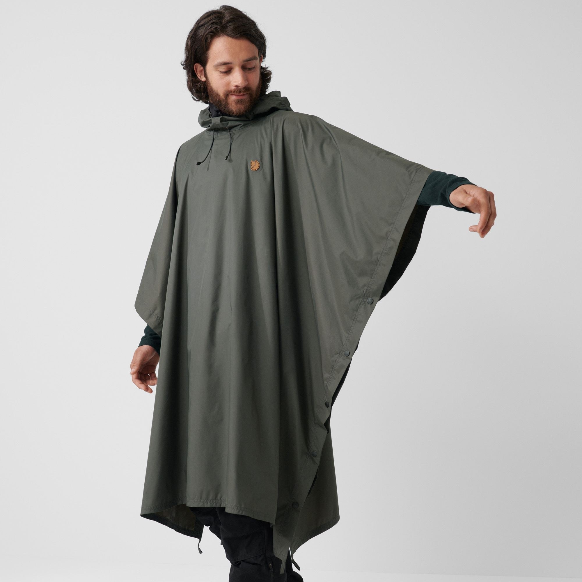 Fjällräven Poncho for regnværsdager på nett