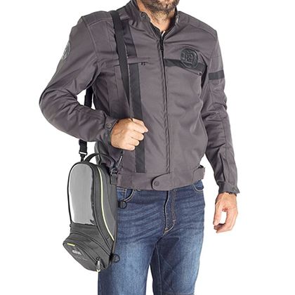 Sacoche réservoir Givi EA138B système Sangles/Aimants (6 litres) Universel - Noir
