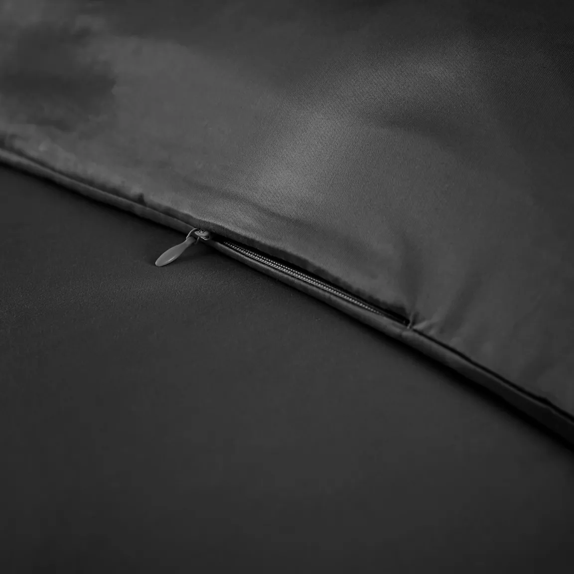 Housse de couette satin de bambou (240 x 220 cm) Salomé Noir