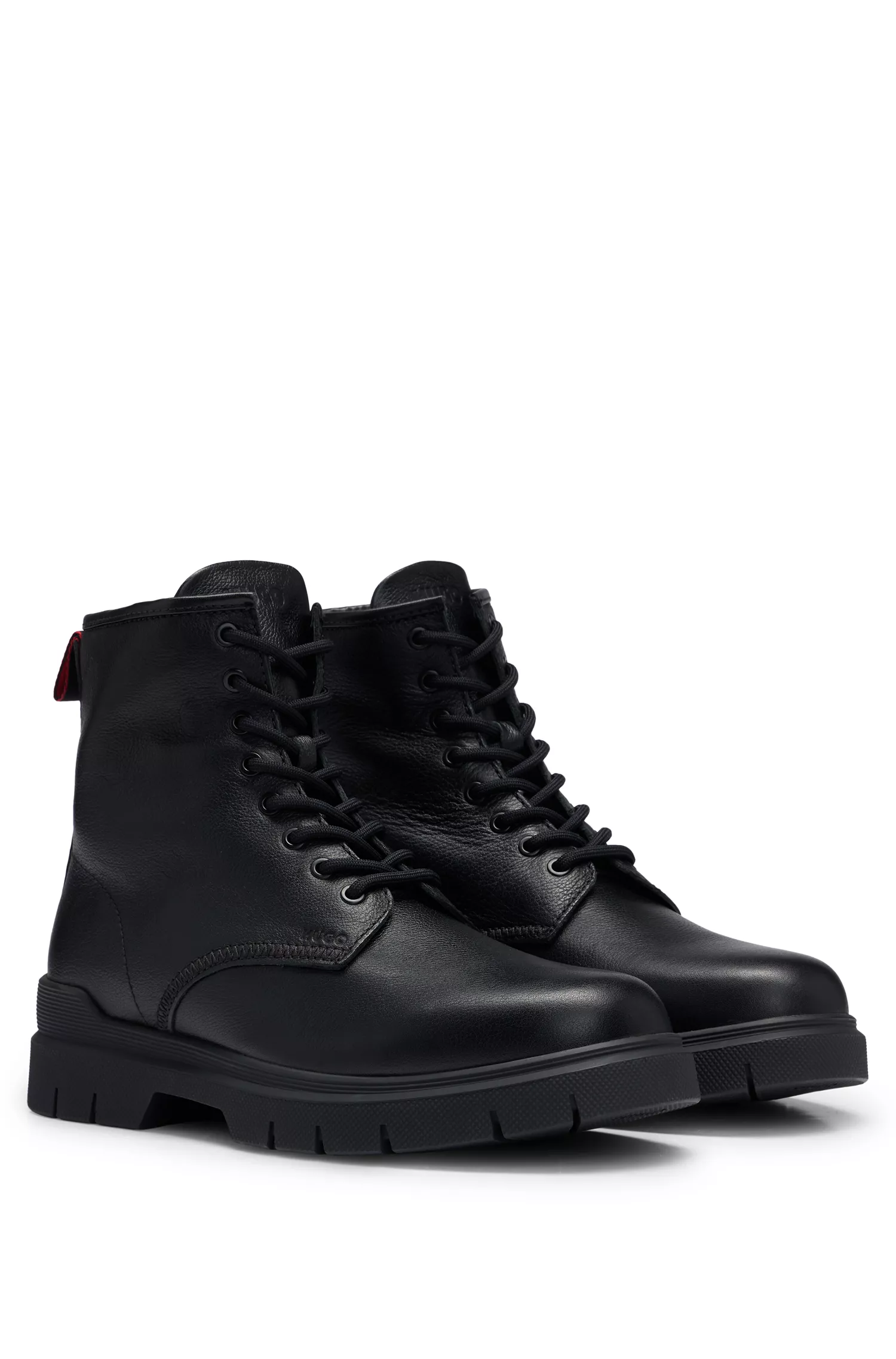 Botas de cano curto HUGO em couro granulado vermelho com alça de puxar exclusiva.