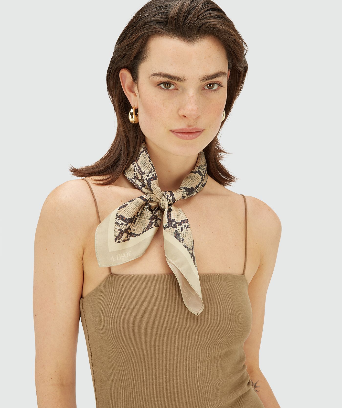 JV-YVE slim fit body - light khaki