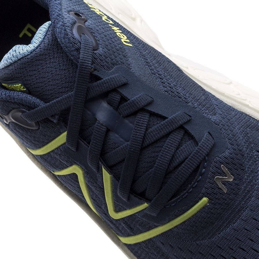 New Balance Chaussures de Running Fresh Foam V4 - Bleu Marine/Blanc
