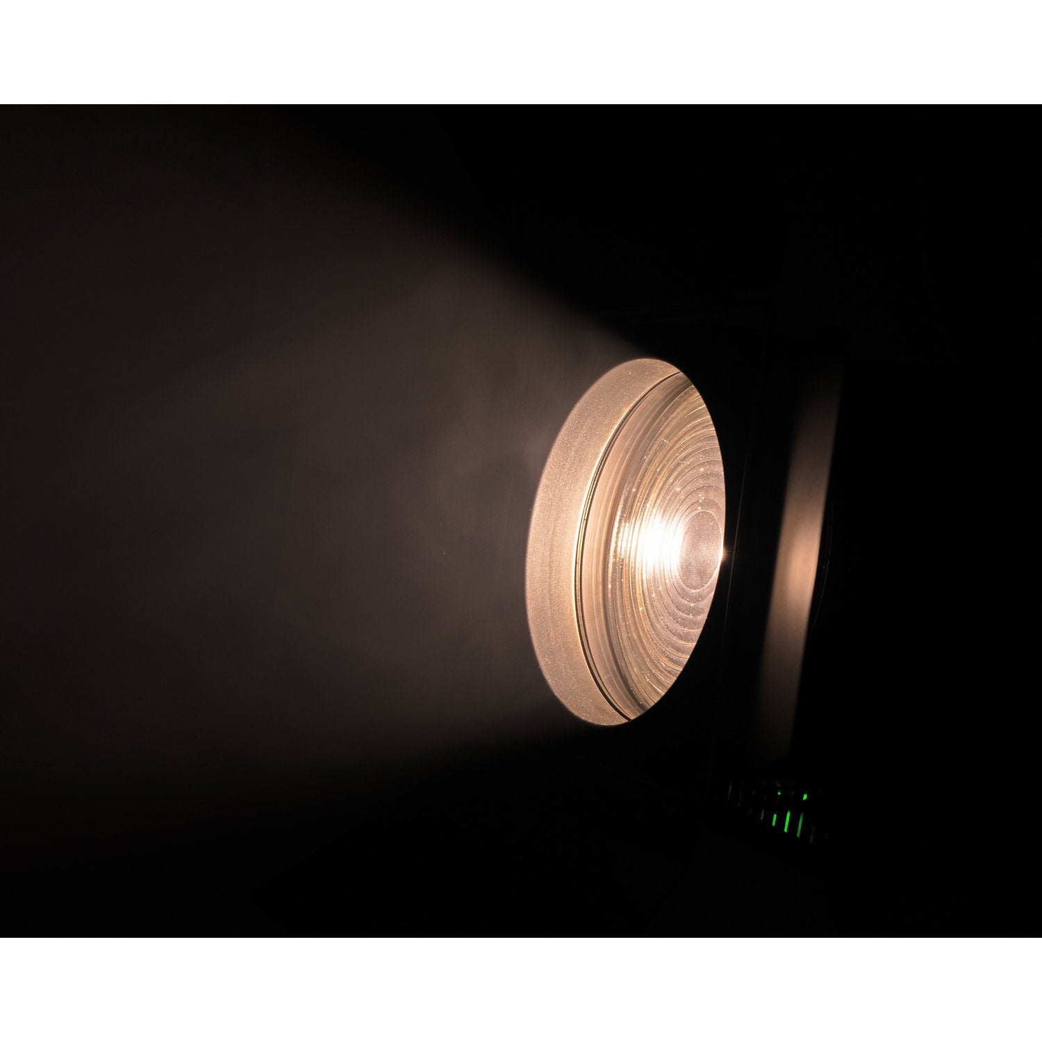 Eurolite LED THA-150F theaterspot