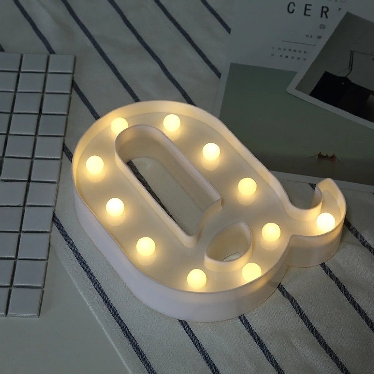 Wewoo Guirlande Lumineuse Alphabet Q Blanc Chaud