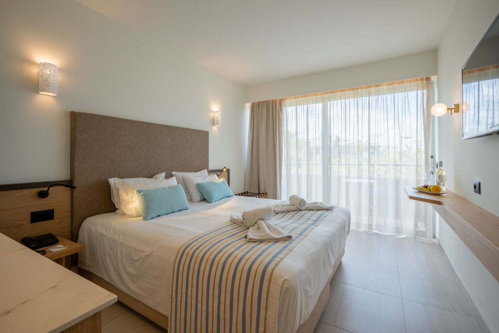 Minos Hotel Logies en ontbijt - Hotel