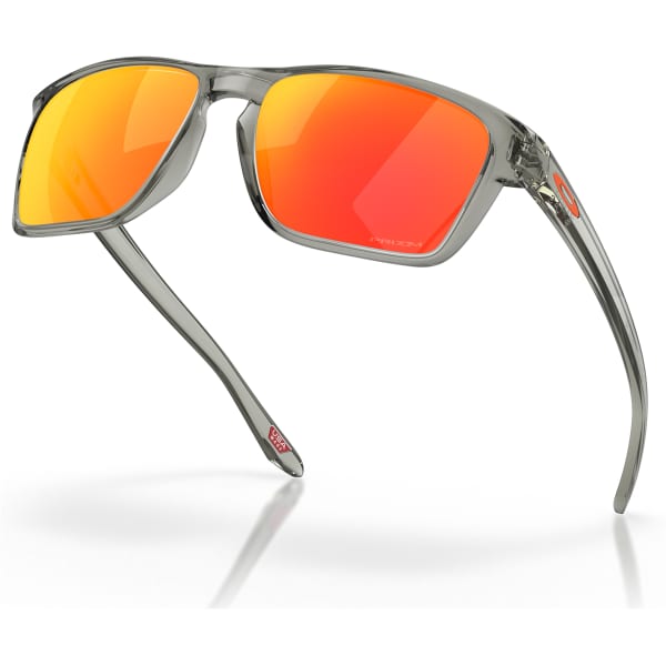 Lunette de soleil lifestyle OAKLEY SYLAS GREY INK W/ PRIZM RUBY