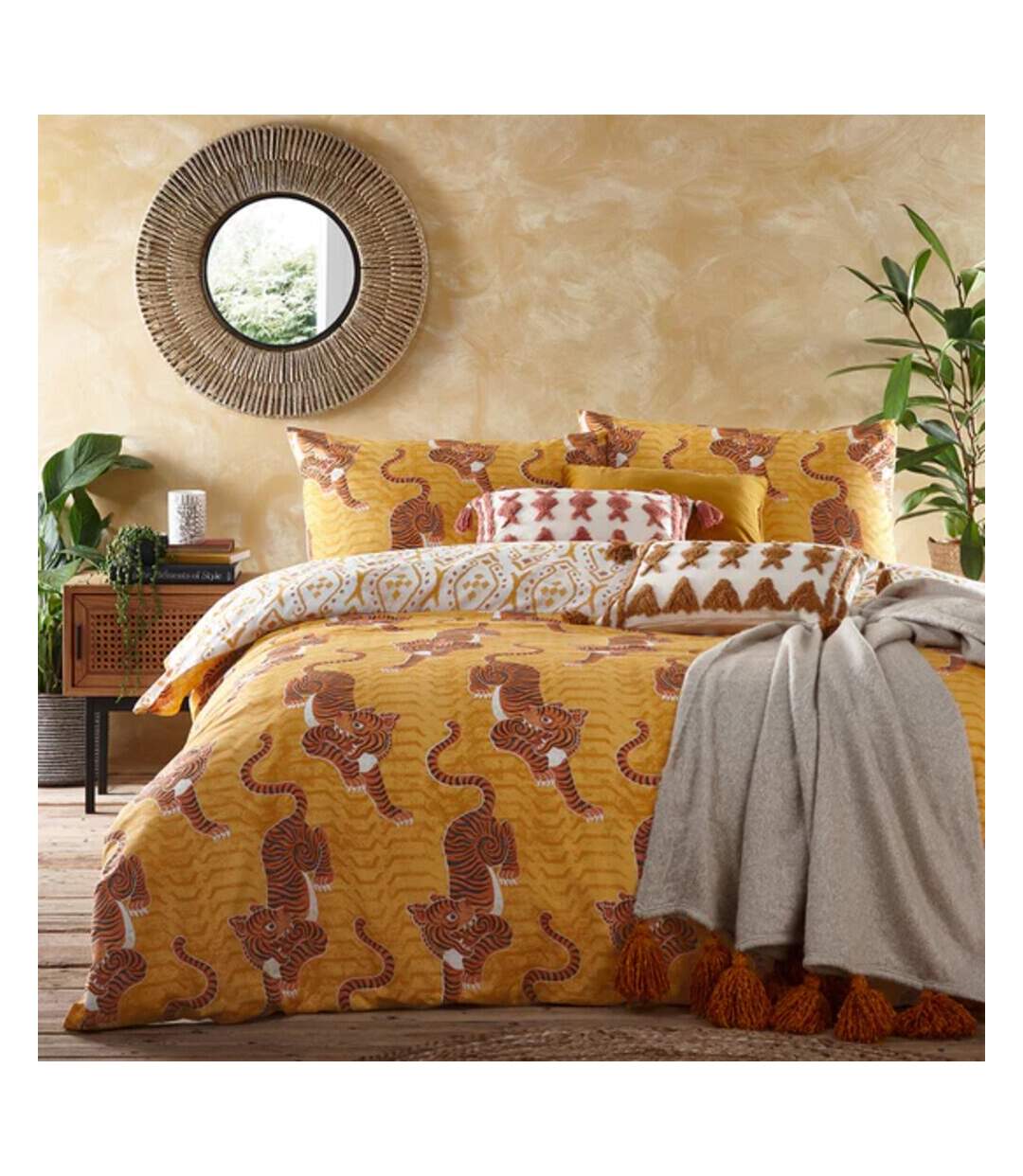 Furn - Parure de lit TIBETAN TIGER (Jaune foncé) - UTRV2140