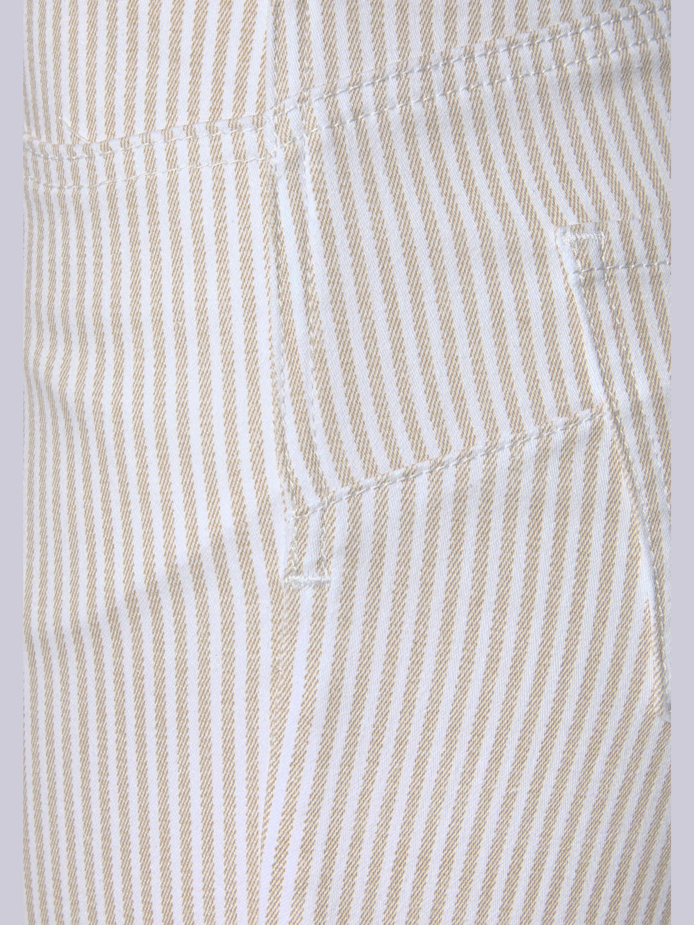 Jegging coutures structurantes pour une coupe et un galbe parfaits