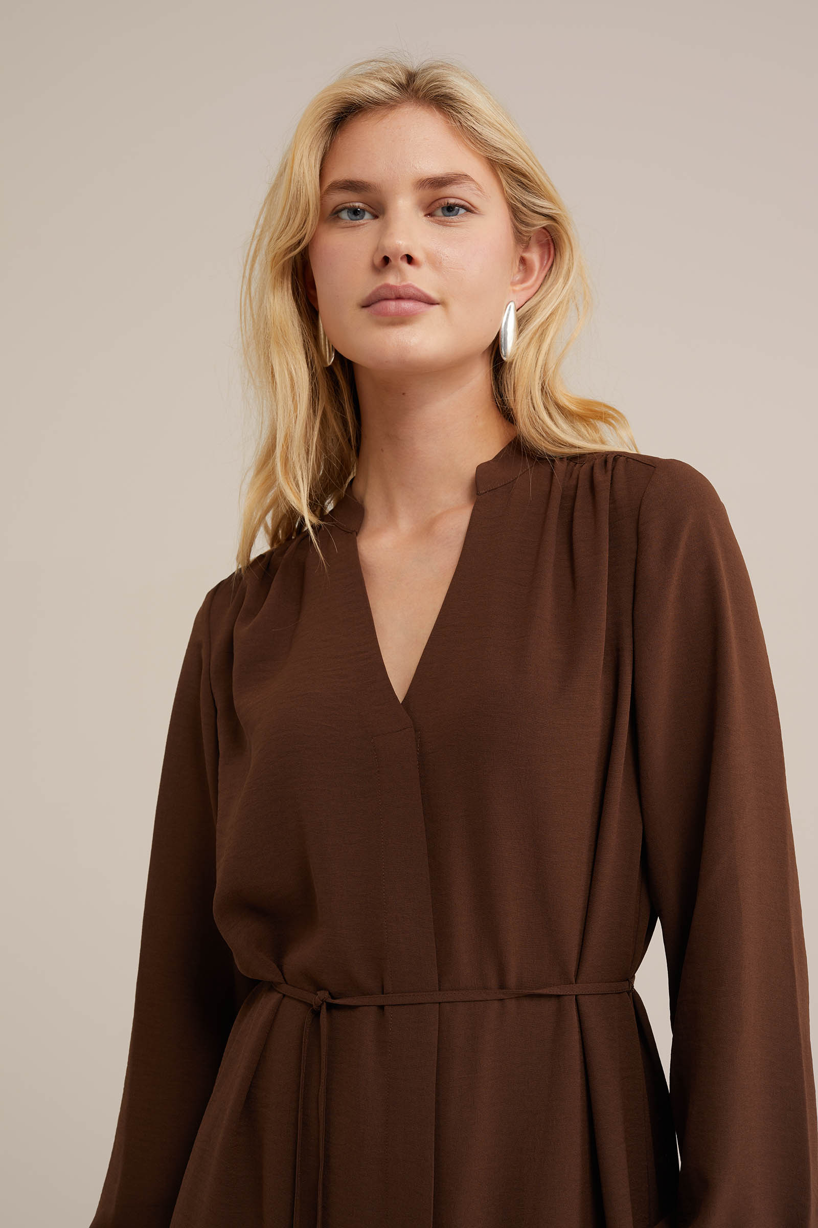 jurk met dessin WE Fashion Bruin