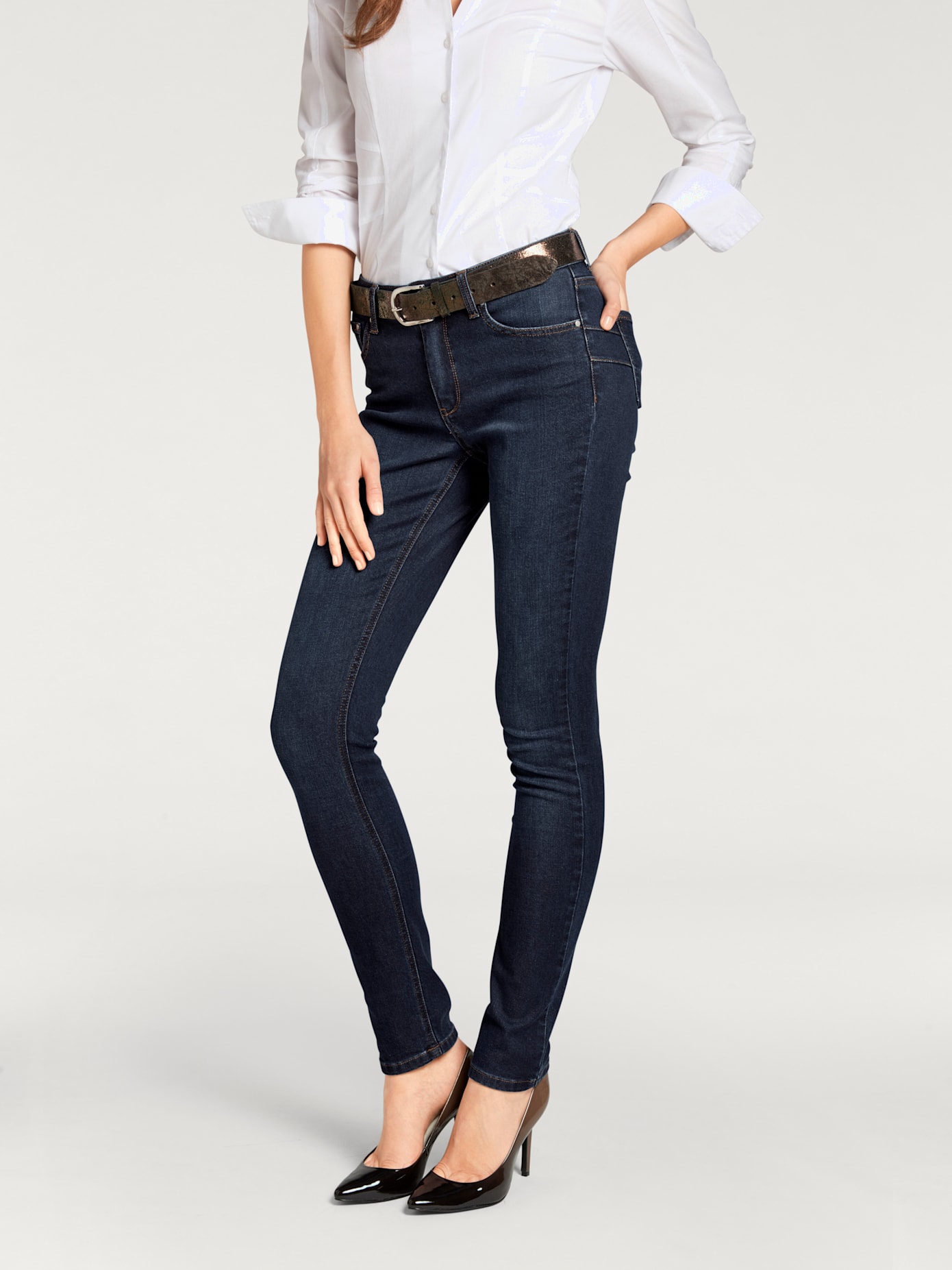 Jeans effet ventre plat coupe skinny tendance