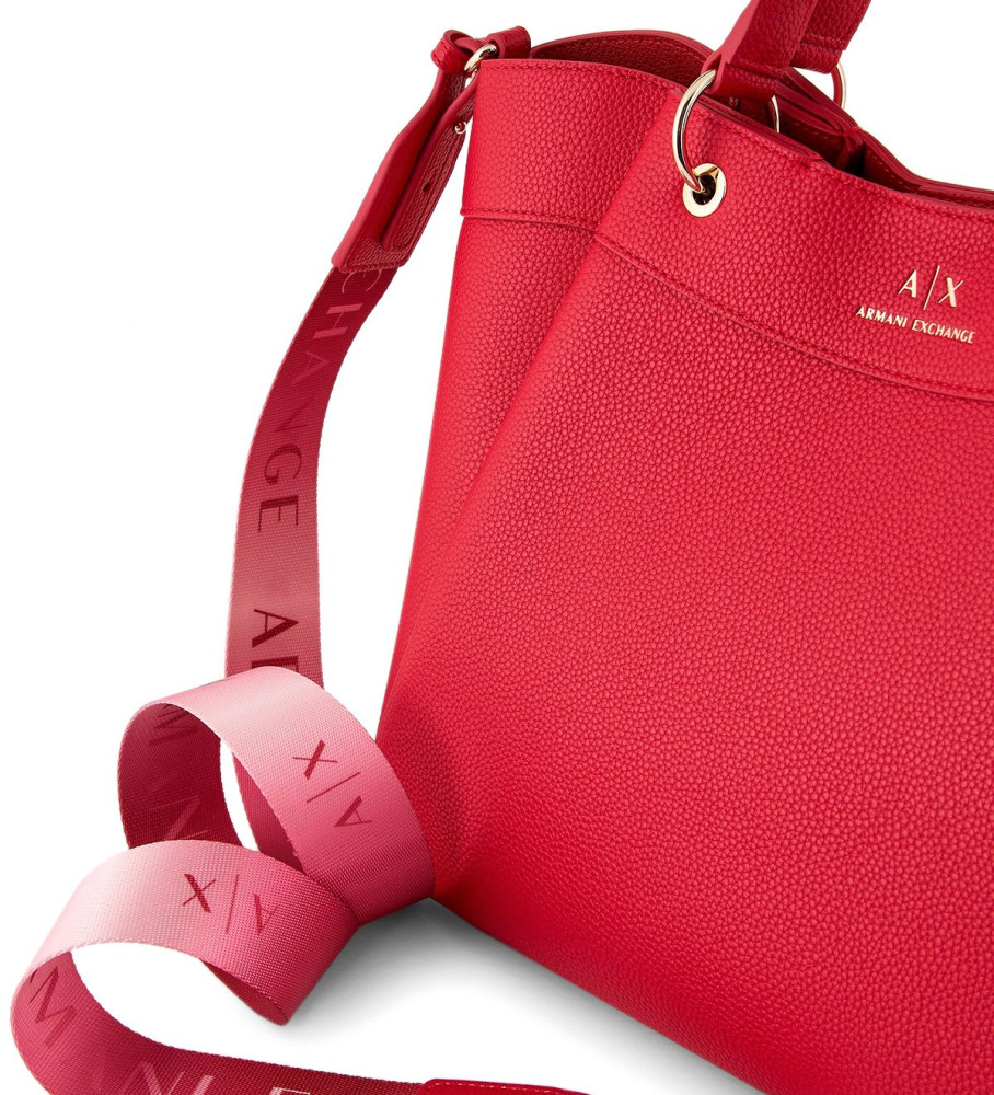 Sacola de compras vermelha da Armani Exchange