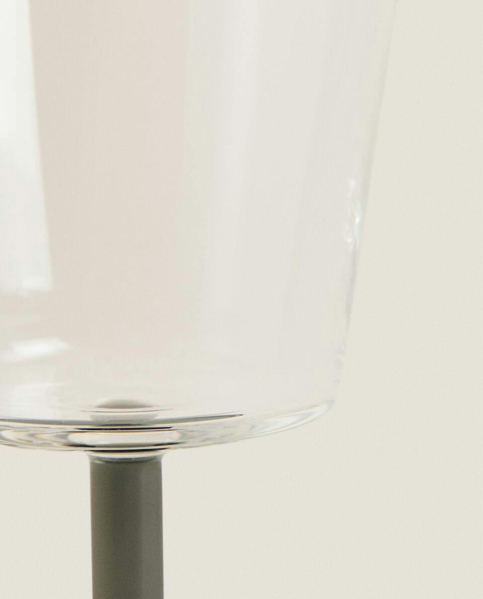 Copo de borosilicato com haste colorida