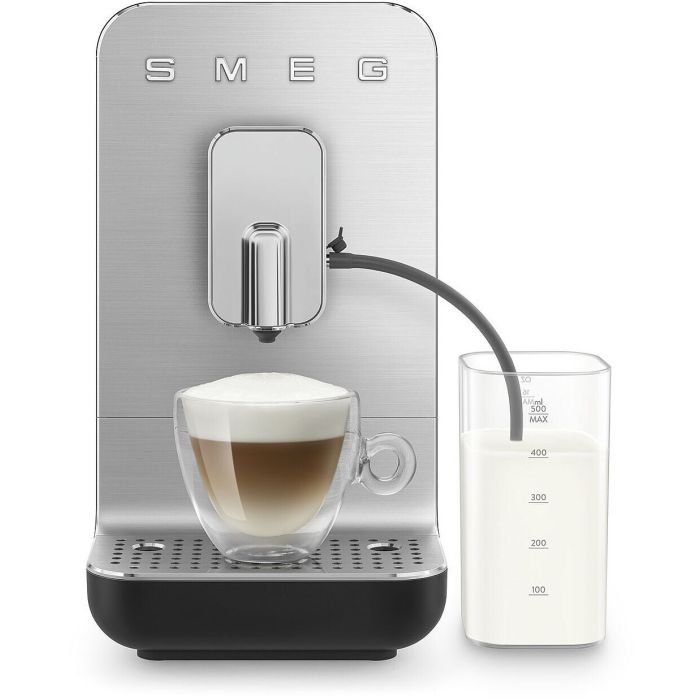 SMEG Kaffeevollautomat 50's Style BCC13BLMEU Schwarz Matt