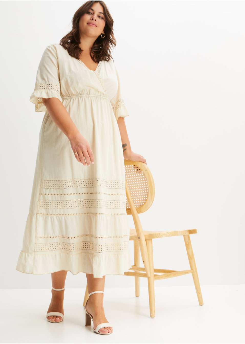 Robe à empiècements dentelle