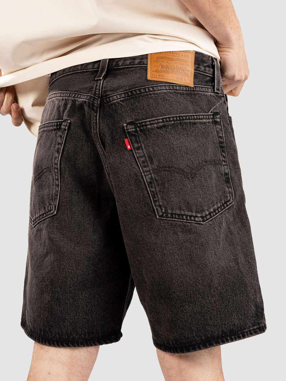 Levi's 468 Loose Shorts we got motion