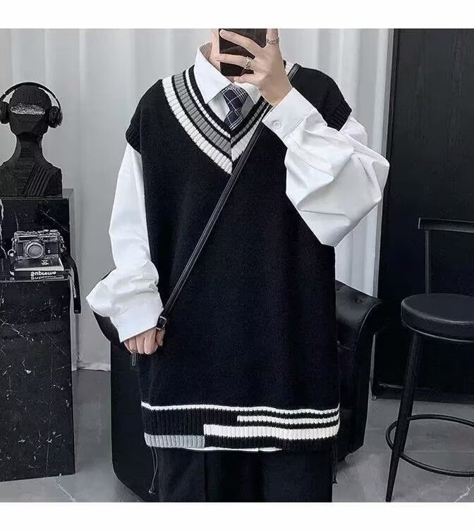 Femilina - V-hals gestreept vest
