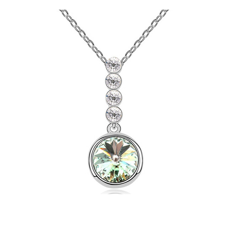 Pendentif Cercle orné de cristal de Swarovski Blanc et Plaqué Or Blanc