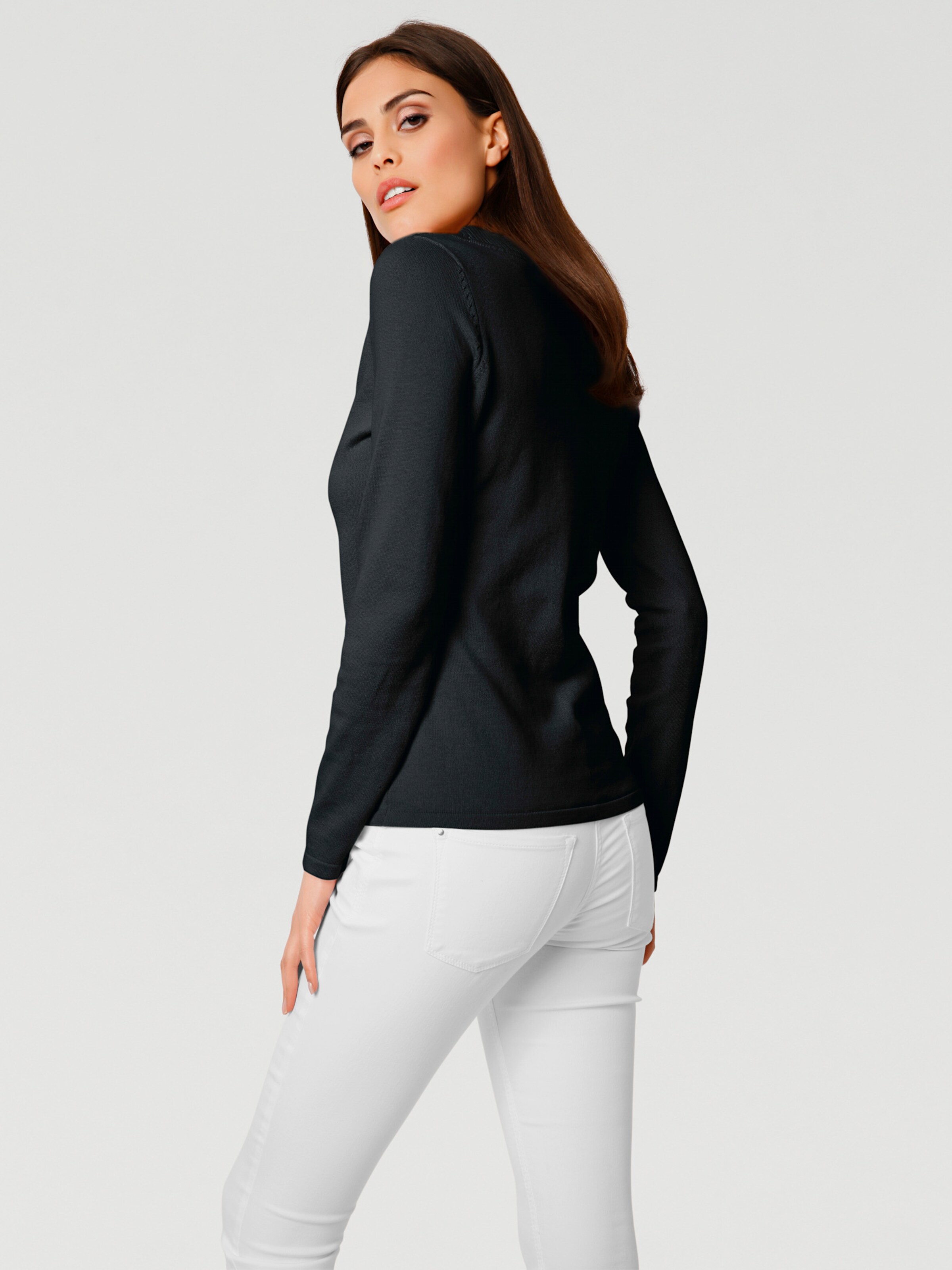 V-Pullover