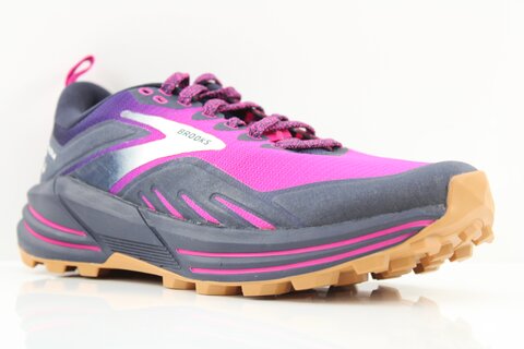 Brooks Cascadia 16
