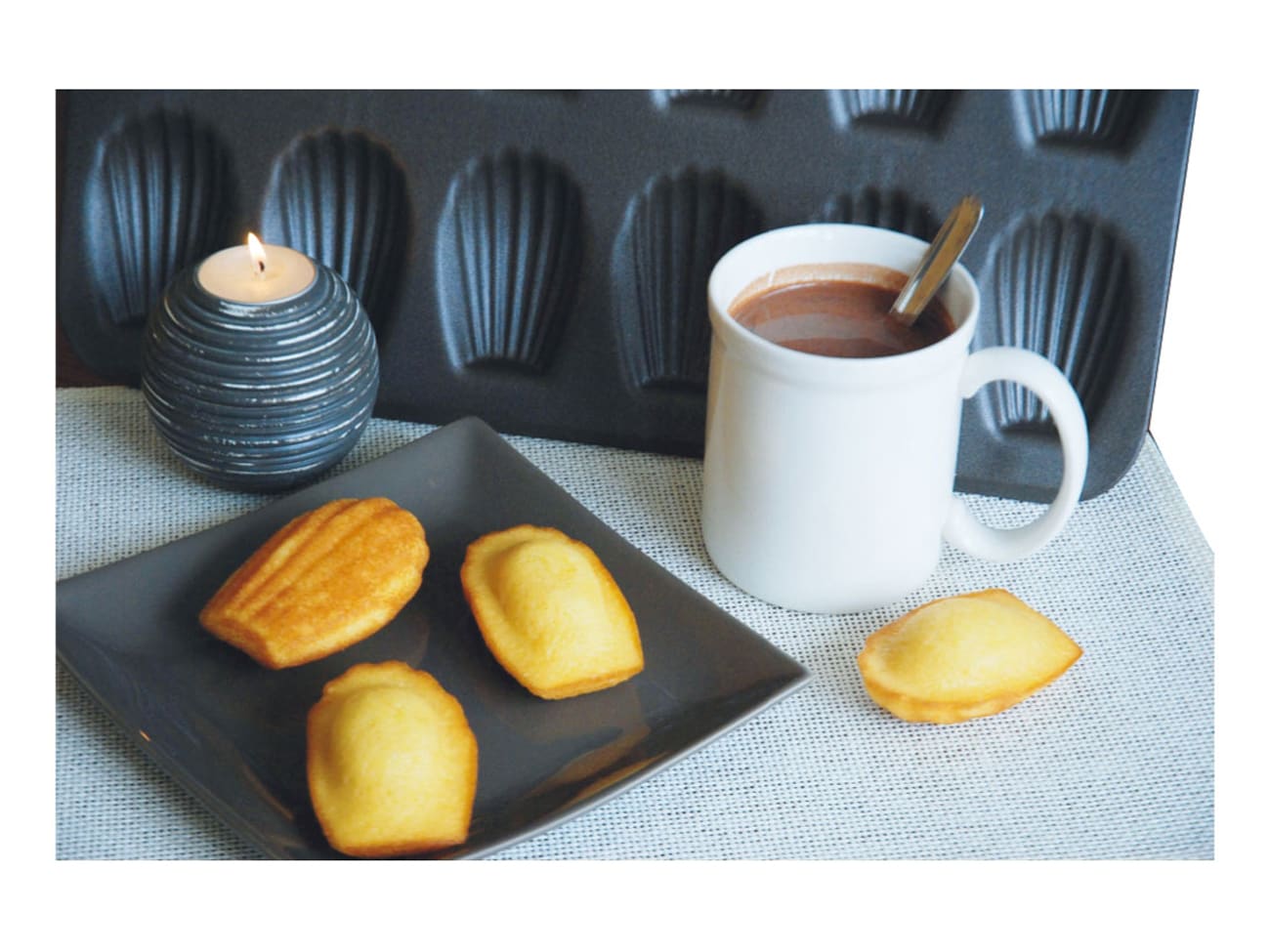 Moule à madeleines - 12 empreintes - 39 x 22,5 cm - Gobel
