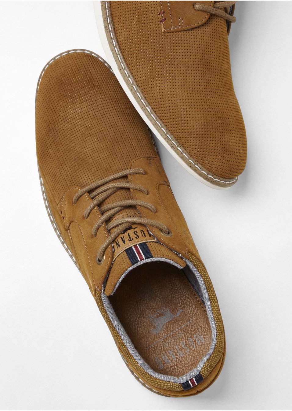 Chaussures à lacets Mustang