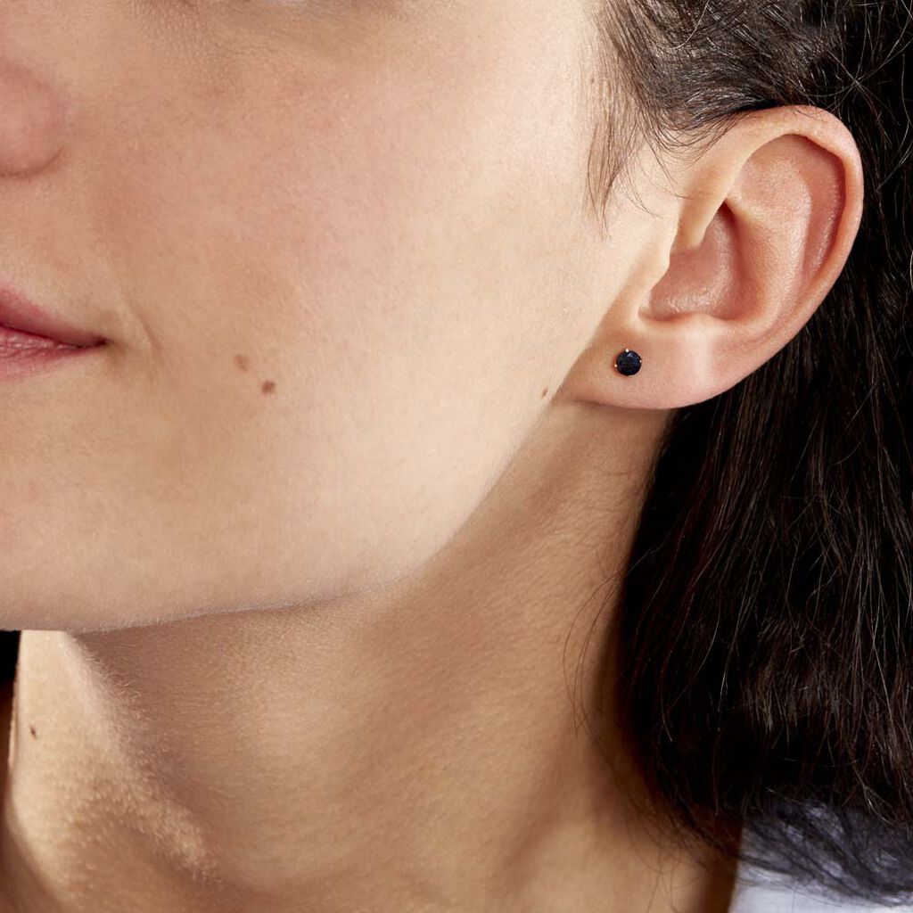 Boucles D'oreilles Puces Elea Serti Griffe Or Jaune Saphir