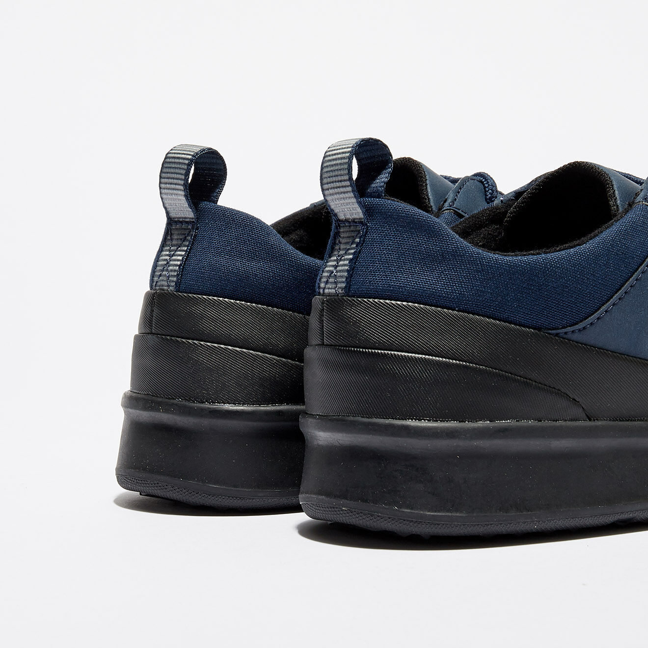 Lacoste Baskets Explorateur Sport 417 2 Q4 bleu marine/noir