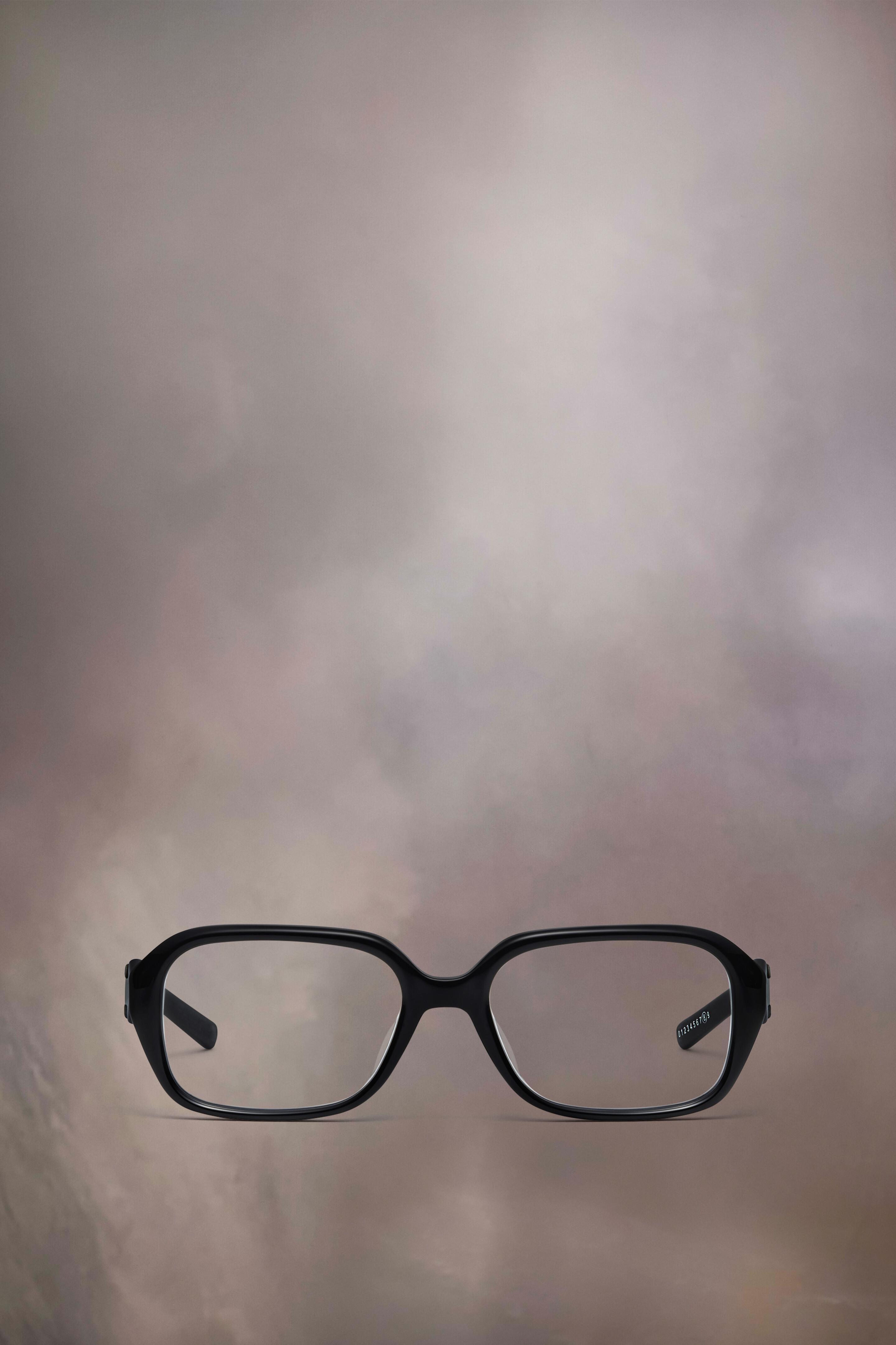 Lunettes à monture noire x Gentle Monster​