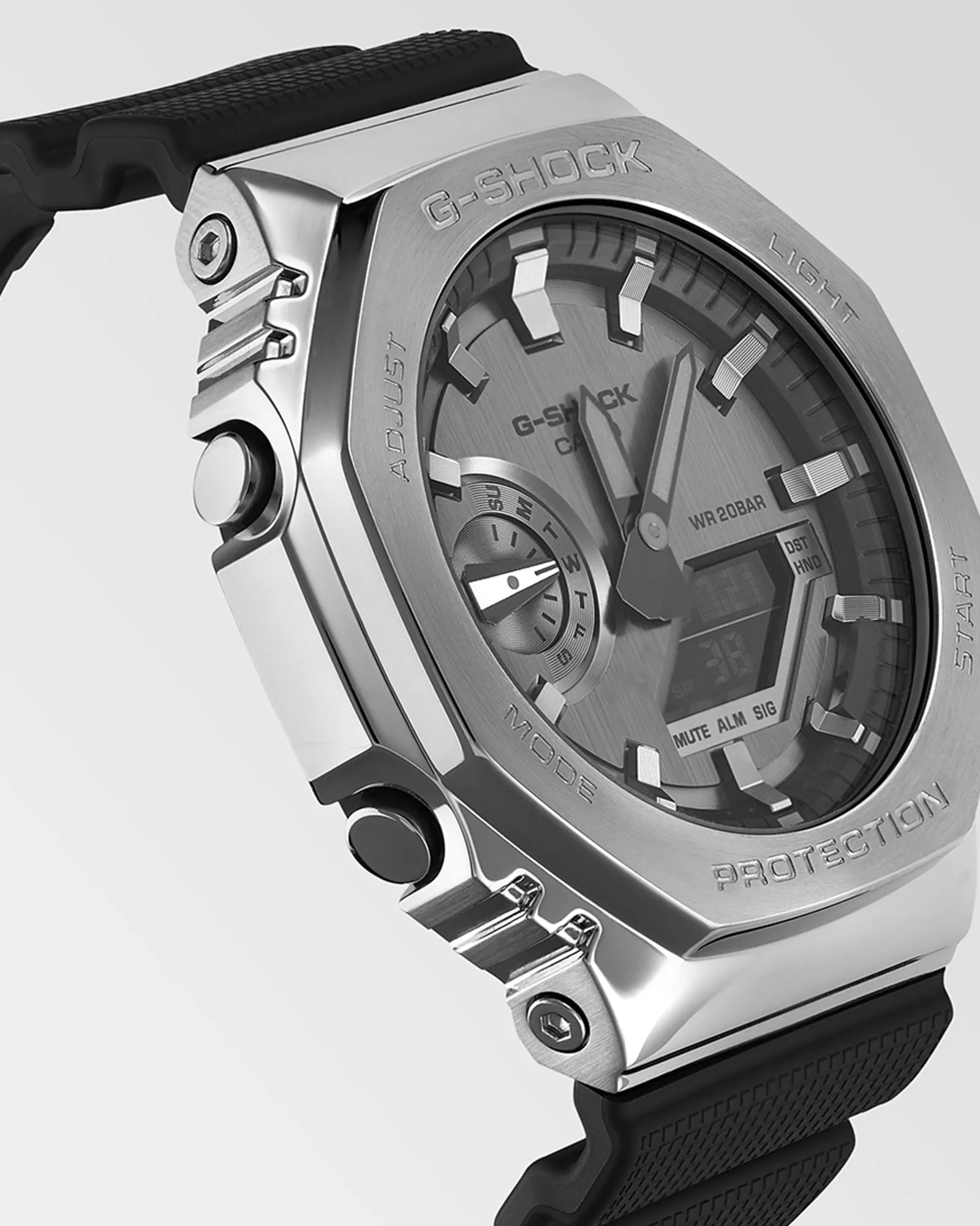 G-SHOCK GM-2100-1AER