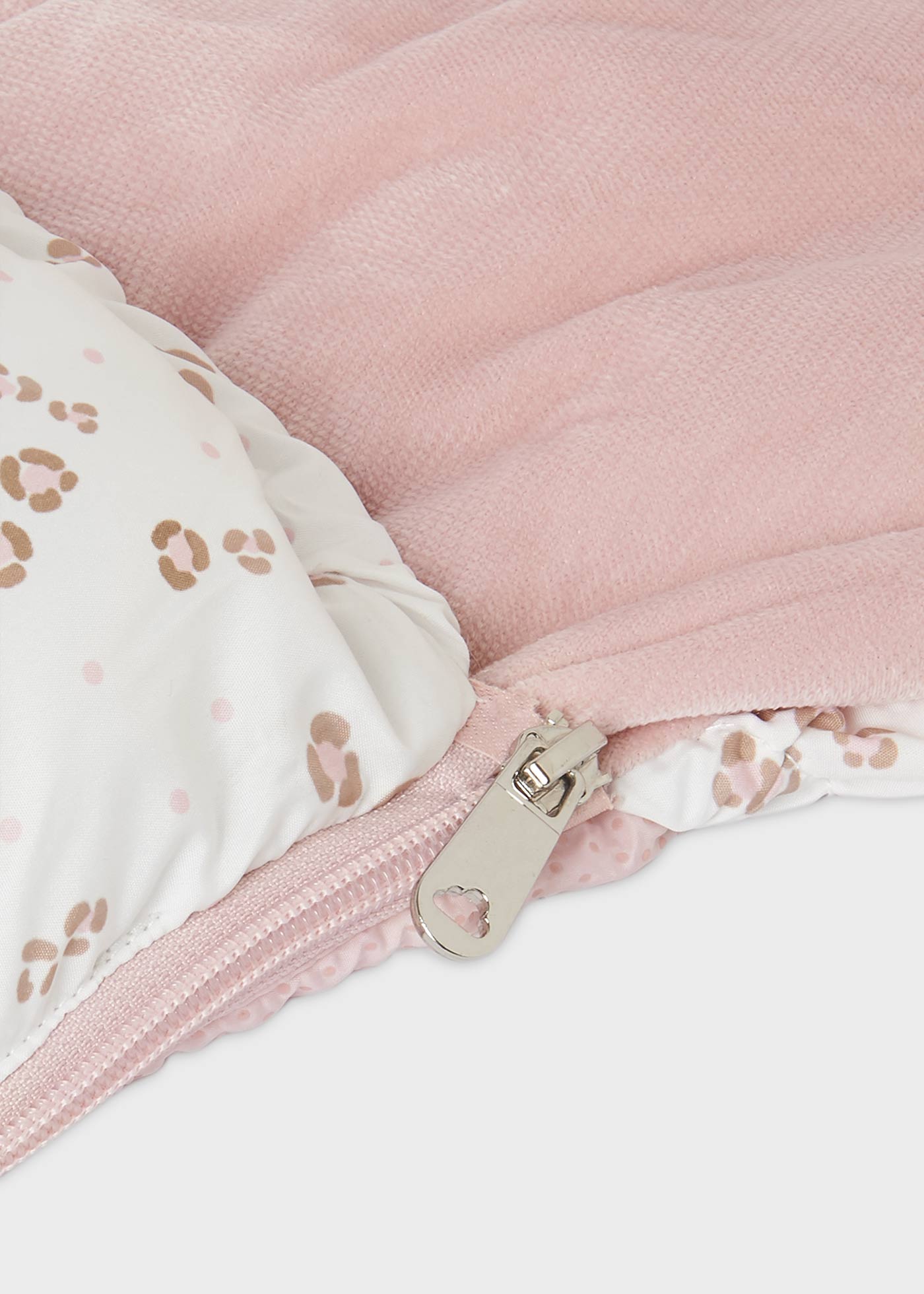 Capa impermeável estampada para cadeira de bebê