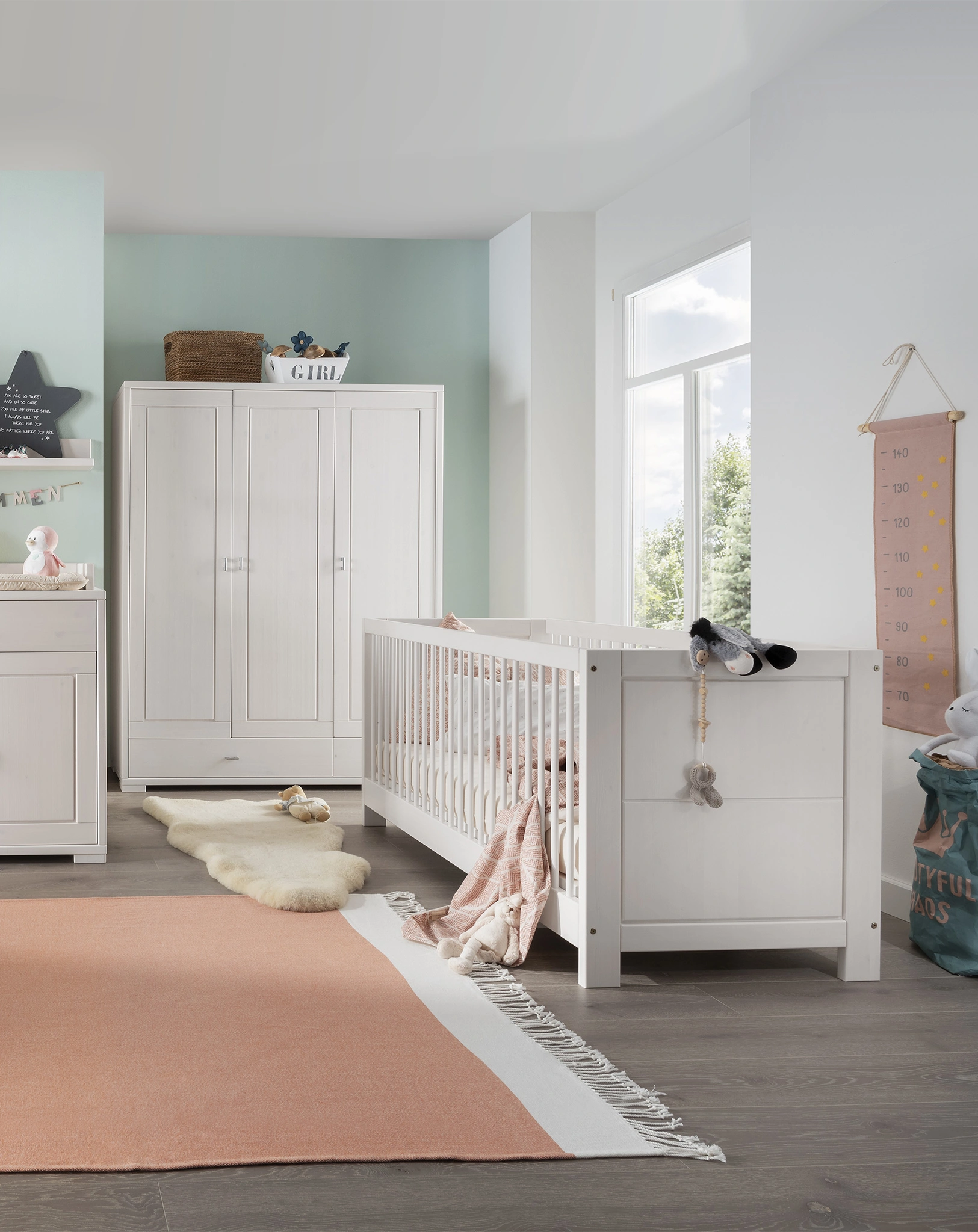 Kleiderschrank VITA (Farbe: weiß)